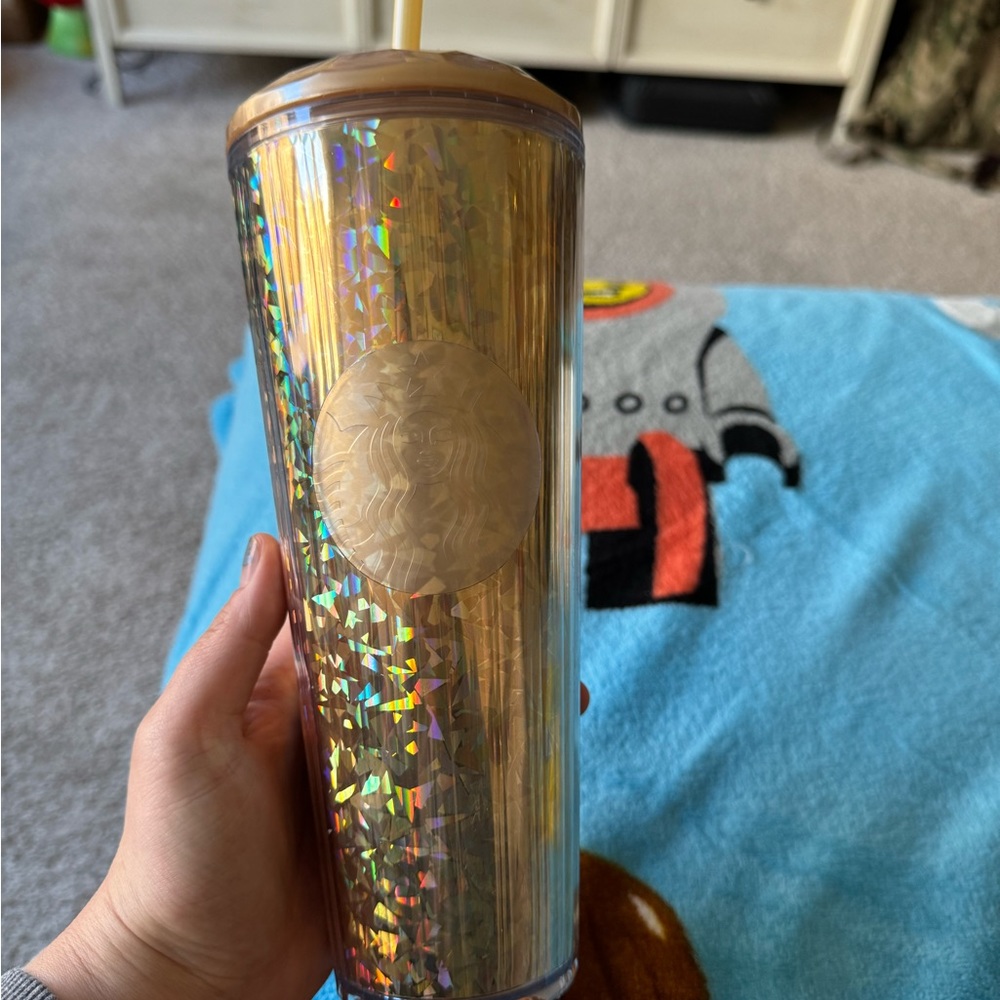 Starbucks Korea Kaleidoscope Clam Shell